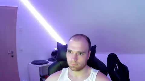 Snapshot of j_german783377 chatting on 02.10.26 here4y online show from 02.10.26