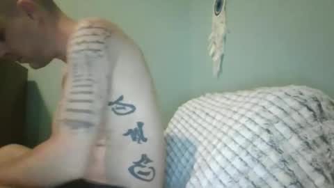 j_lion85 online show from 11.23.25