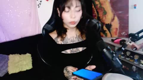 jade 18  online show from 03.19.26