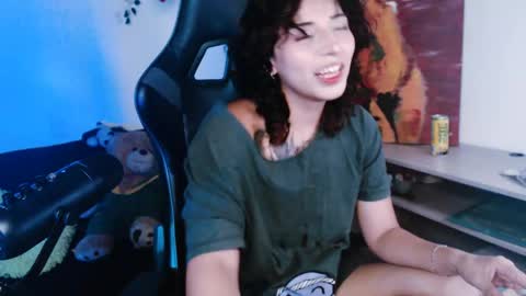 Snapshot of jaadee18 chatting on 04.26.26 jade 18 online show from 04.26.26