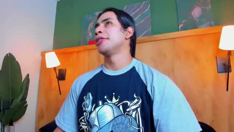 Snapshot of jabob_coper chatting on 09.26.25 David online show from 09.26.25