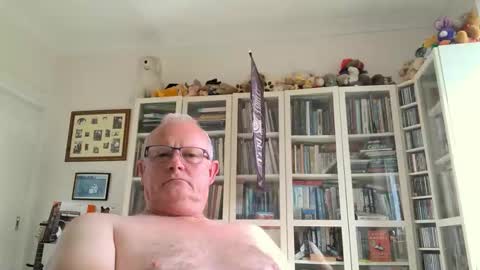 Snapshot of jacal711 chatting on 05.29.26 jacal711 online show from 05.29.26