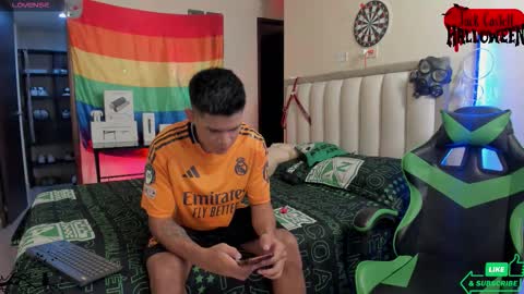 Snapshot of jack_castell chatting on 09.14.25 JACK CASTELL online show from 09.14.25