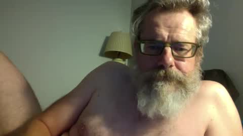 Snapshot of jackbnibbled24 chatting on 09.27.25 Jackbnibbled online show from 09.27.25