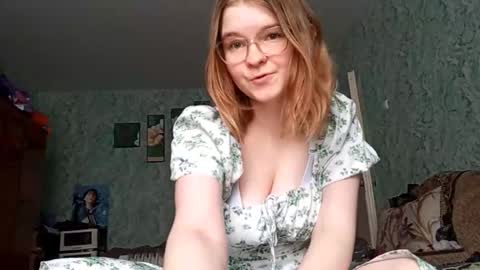 Snapshot of jackelyndubitsky chatting on 10.18.25 I am Vanessa Help me reach 10 Thumbs Up online show from 10.18.25
