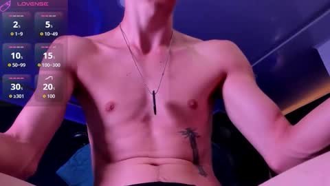 Snapshot of jackk_ho chatting on 10.22.25 Jack online show from 10.22.25