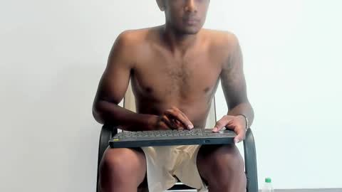 Snapshot of jackmacson chatting on 10.30.25 jackmacson online show from 10.30.25