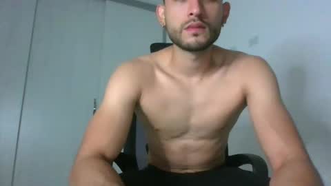 Snapshot of jackmaxim95 chatting on 02.07.25 Jack Maxim online show from 02.07.25