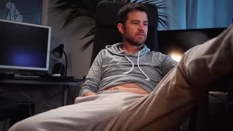 Snapshot of jackoffdude85 chatting on 10.25.25 Colten Carter online show from 10.25.25