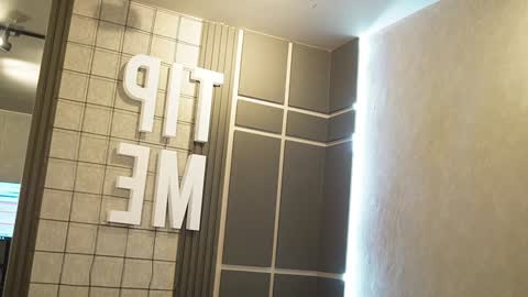 Snapshot of jacksonbell9 chatting on 01.29.25 Jackson Bell online show from 01.29.25