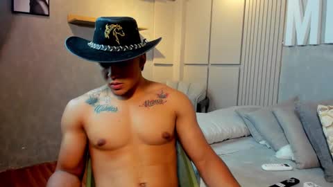 Snapshot of jacksonbell9 chatting on 02.23.25 Jackson Bell online show from 02.23.25