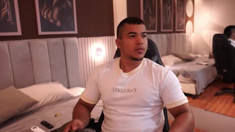 Snapshot of jacksonbell9 chatting on 09.27.25 Jackson Bell online show from 09.27.25