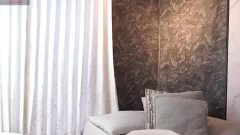 Snapshot of jacksonbell9 chatting on 10.27.25 Jackson Bell online show from 10.27.25