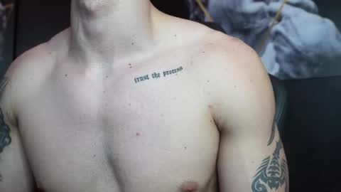 Snapshot of jacksonolsenn chatting on 11.06.25 Jackson Olsen online show from 11.06.25