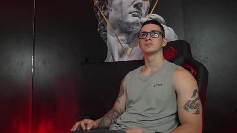 Snapshot of jacksonolsenn chatting on 11.06.25 Jackson Olsen online show from 11.06.25