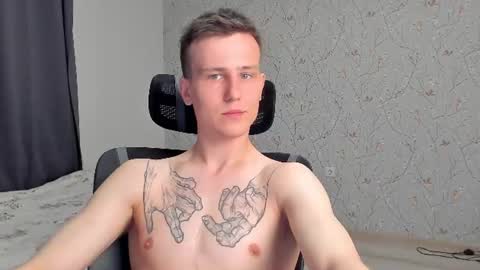 Snapshot of jacksonvox chatting on 06.17.26 Nikolay online show from 06.17.26