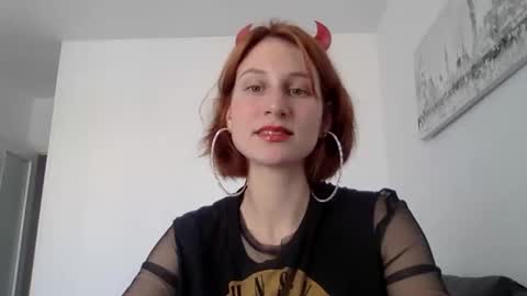 Snapshot of jacky_liz_hyde chatting on 10.05.25 Jacky Liz Hyde online show from 10.05.25