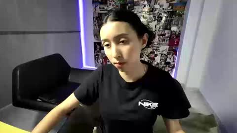 Snapshot of jackyrosee2323 chatting on 10.01.25 jackyrosee2323 online show from 10.01.25