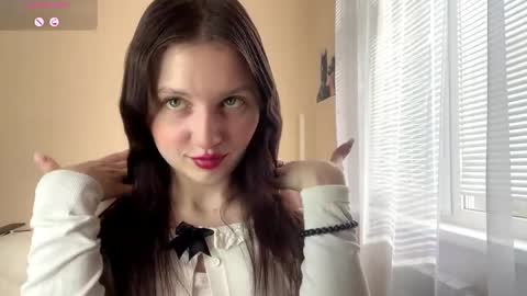 Lillian online show from 04.05.26