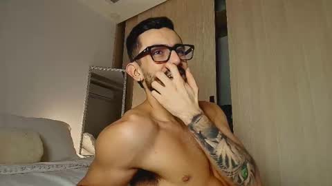 Snapshot of jacob__adams chatting on 10.18.25 jacob__adams online show from 10.18.25