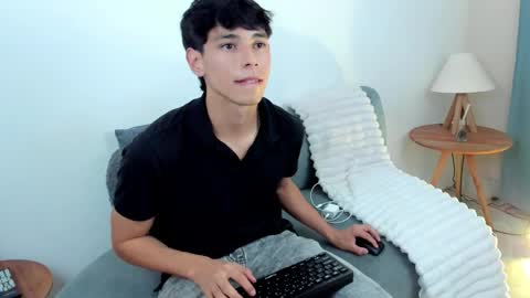 jacob_colliins online show from 06.01.26