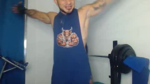 Snapshot of jacobjamess chatting on 11.05.25 jacobjamess online show from 11.05.25