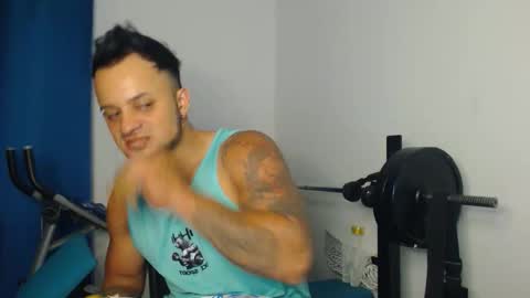 Snapshot of jacobjamess chatting on 11.11.25 jacobjamess online show from 11.11.25