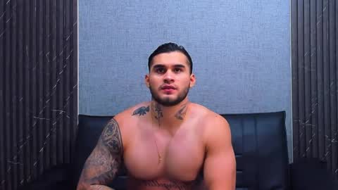 Snapshot of jacobsthorm chatting on 09.28.25 jacobsthorm online show from 09.28.25