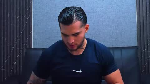 Snapshot of jacobsthorm chatting on 10.11.25 jacobsthorm online show from 10.11.25