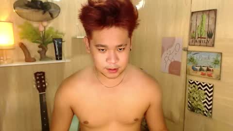 Snapshot of jacobxcarlo_moore chatting on 12.02.25 JacobxCarlo online show from 12.02.25