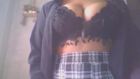 jacqueline_fernandez online show from 10.25.25