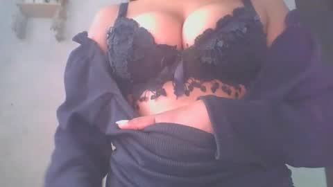 jacqueline_fernandez online show from 12.04.25