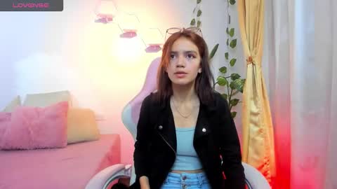 jade77__ online show from 09.09.25