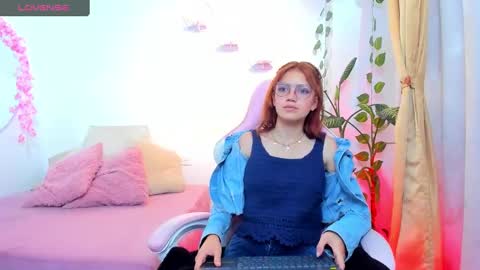 jade77__ online show from 09.19.25
