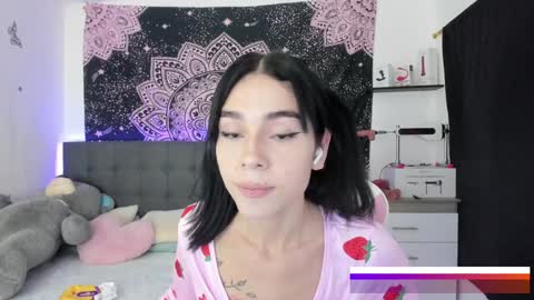 Snapshot of jade__weed chatting on 01.23.25 online show from 01.23.25