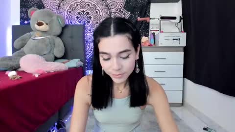 Snapshot of jade__weed chatting on 02.25.25 online show from 02.25.25