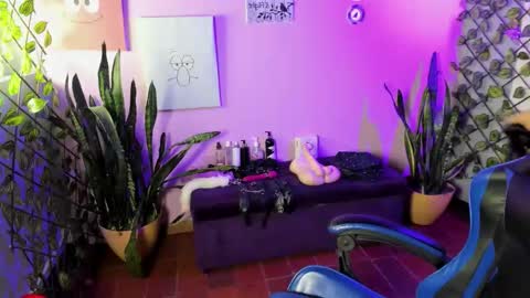 Jade online show from 12.17.25