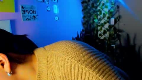 Jade online show from 12.21.25