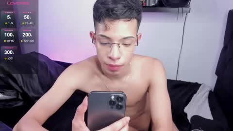 Snapshot of jade_candy21 chatting on 02.18.25 jade_candy21 online show from 02.18.25