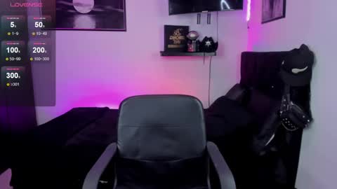 Snapshot of jade_candy21 chatting on 02.20.25 jade_candy21 online show from 02.20.25