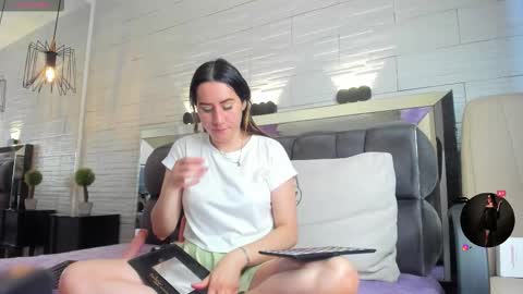  JADE  online show from 11.29.25