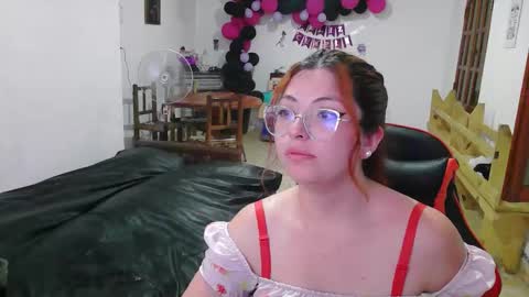 Snapshot of jade_john chatting on 11.30.25 jade and jhon online show from 11.30.25