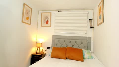 Jade smile online show from 12.19.24