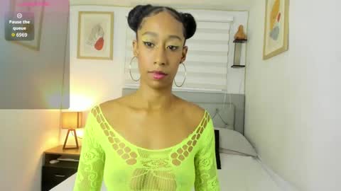 Jade smile online show from 03.05.25