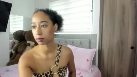 Jade smile online show from 05.23.26