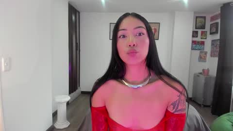 Jade  independent model online show from 10.25.25