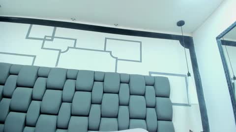 Snapshot of jade_squirt chatting on 12.23.24 Jade online show from 12.23.24