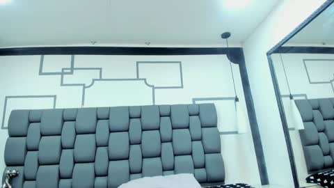 Snapshot of jade_squirt chatting on 12.24.24 Jade online show from 12.24.24