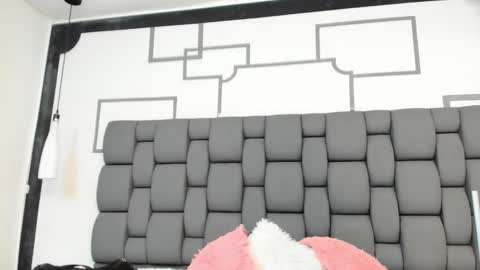 Snapshot of jade_squirt chatting on 10.02.25 Jade online show from 10.02.25