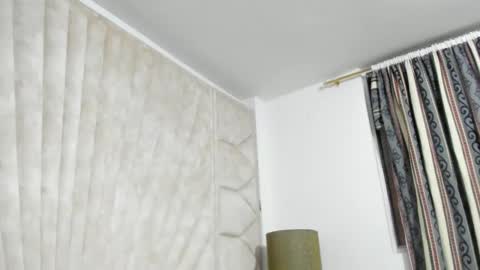 Snapshot of jade_squirt chatting on 11.07.25 Jade online show from 11.07.25